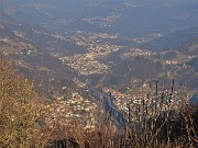 65 Dal Monte Ubione zoom sulla conca di Zogno